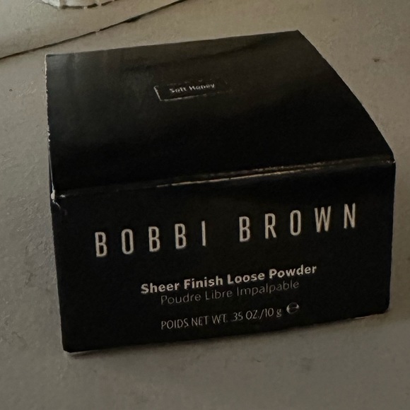 bobbi brown loose setting powder - Picture 3 of 3